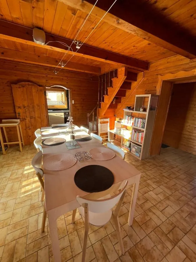 Chalet Familial Au Pied Des Pistes Et Commerces Cohennoz France